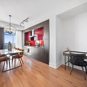 Stylish One Bedroom - Entertainment District Toronto